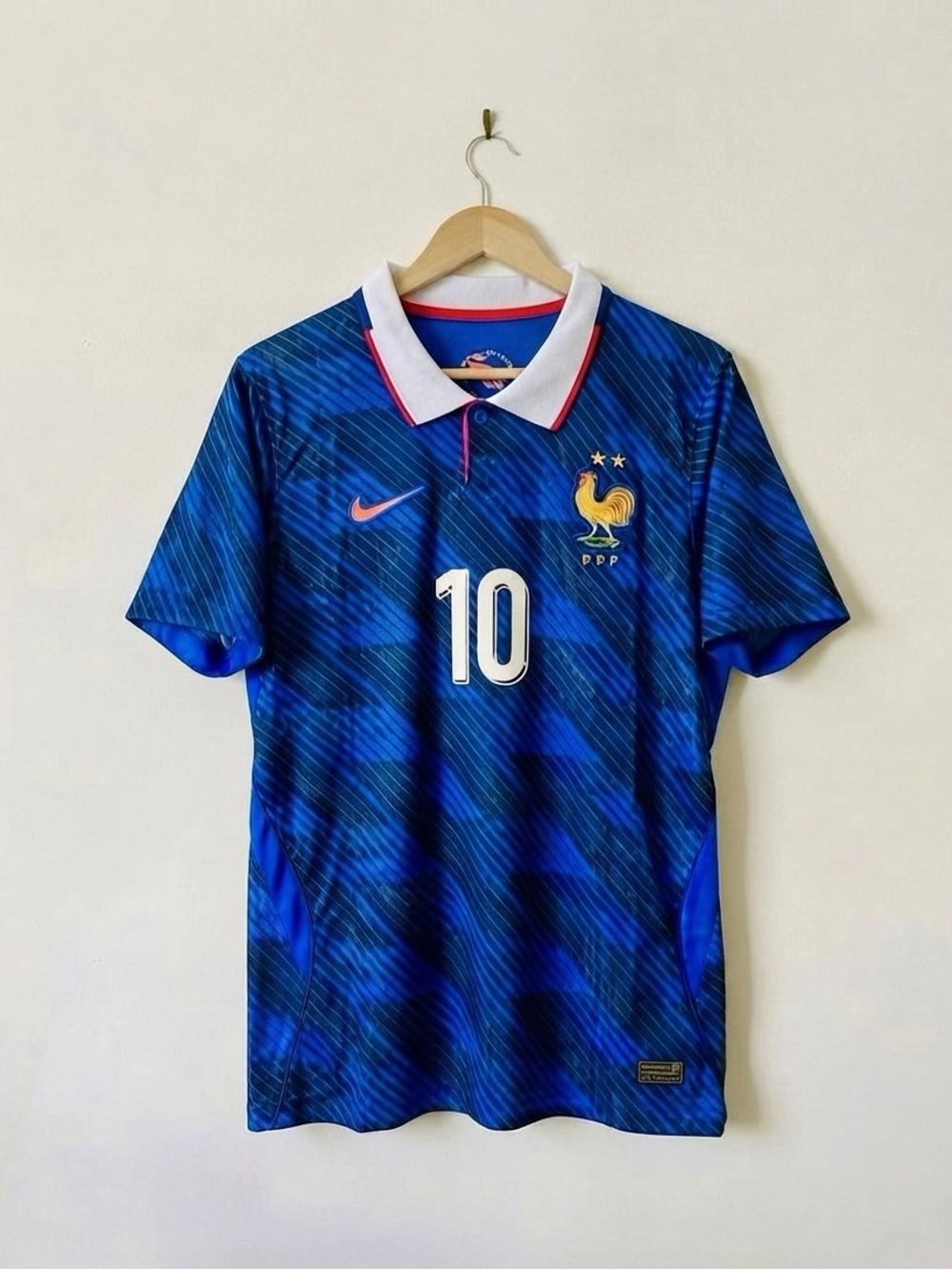 Mbappe #10 France 2026 Home Jersey Fan Version Size Large - Picture 2 of 2